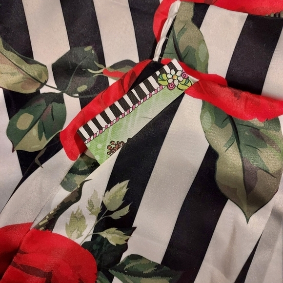 Satin Skirt - Picture 4 of 4